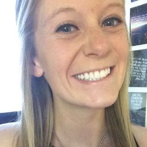 Meet your Posher, Elise