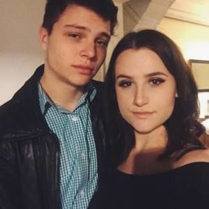 Meet your Posher, Claudia