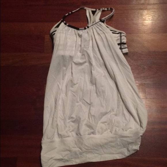 Lululemon Tank - Picture 1 of 3