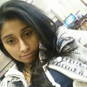 Meet your Posher, Isabel