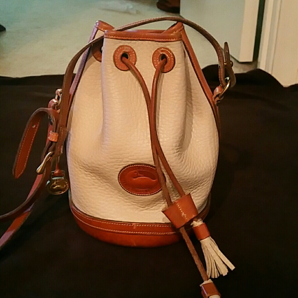 Dooney &Bourke purse