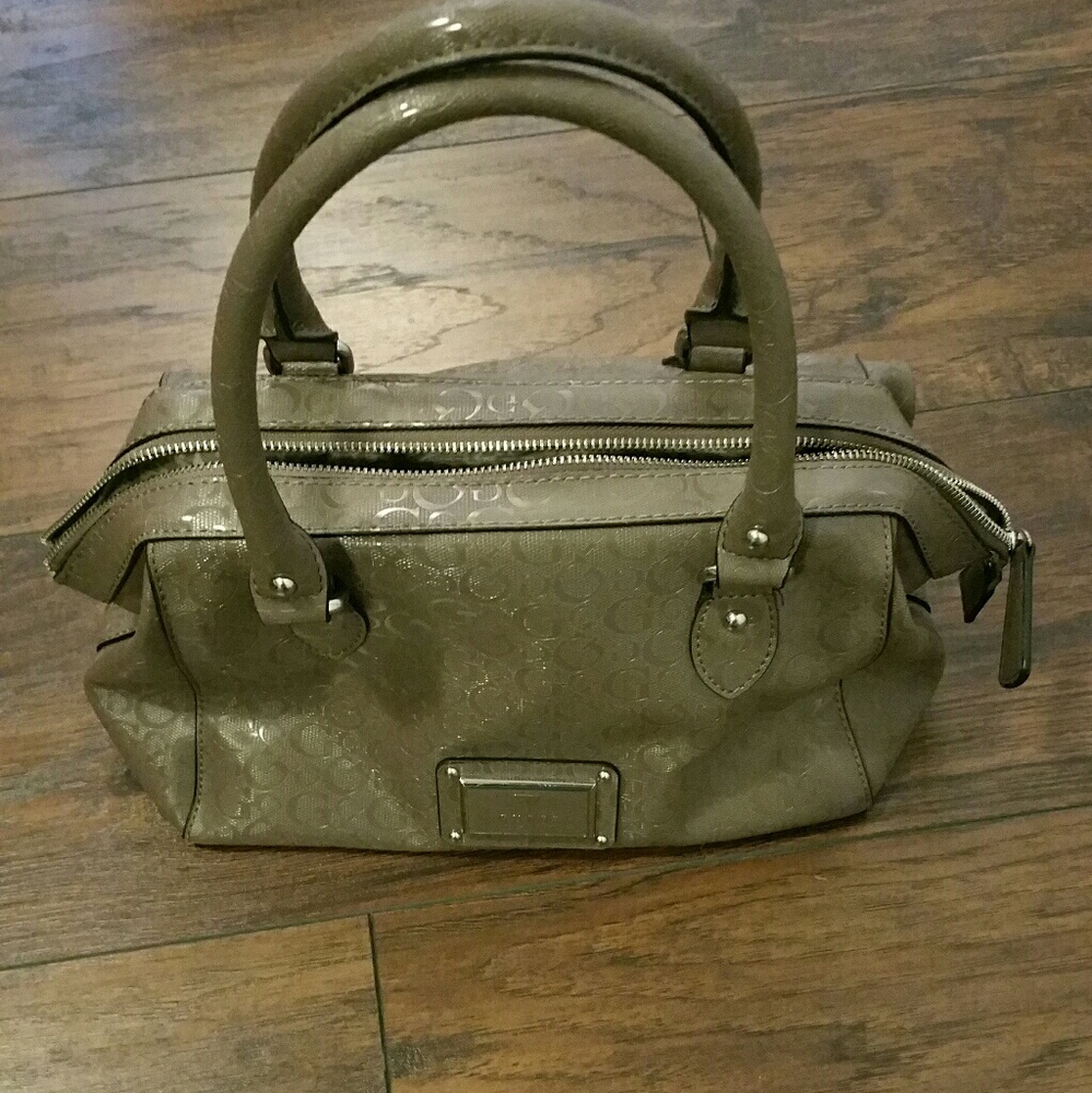 NWOT Gray Guess Purse