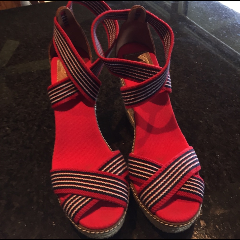 Brand new tori burch wedges