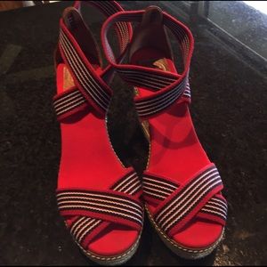 Brand new tori burch wedges