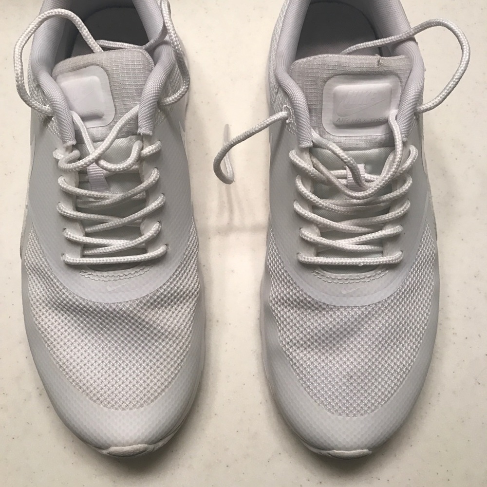 Womens Nike Air Max Theas