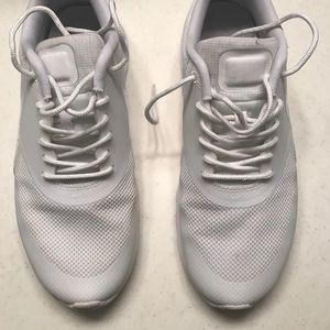 Womens Nike Air Max Theas