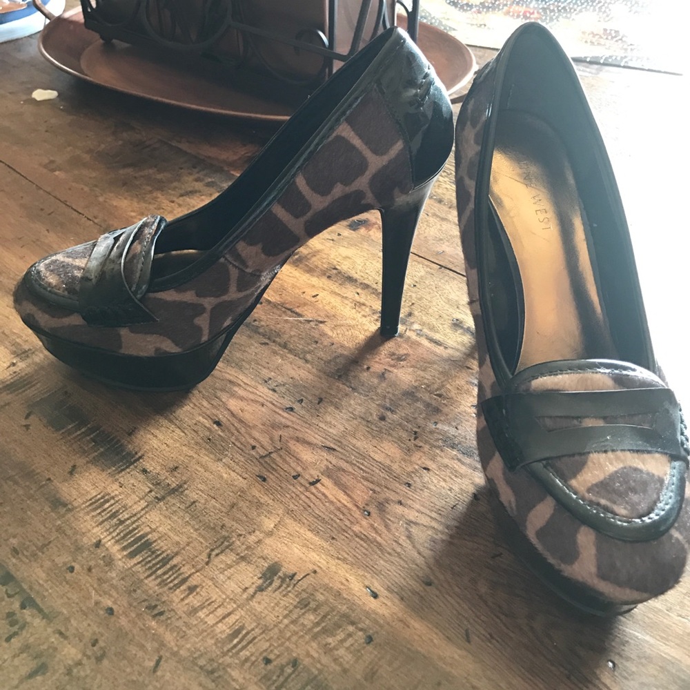 Animal print Nine West heels