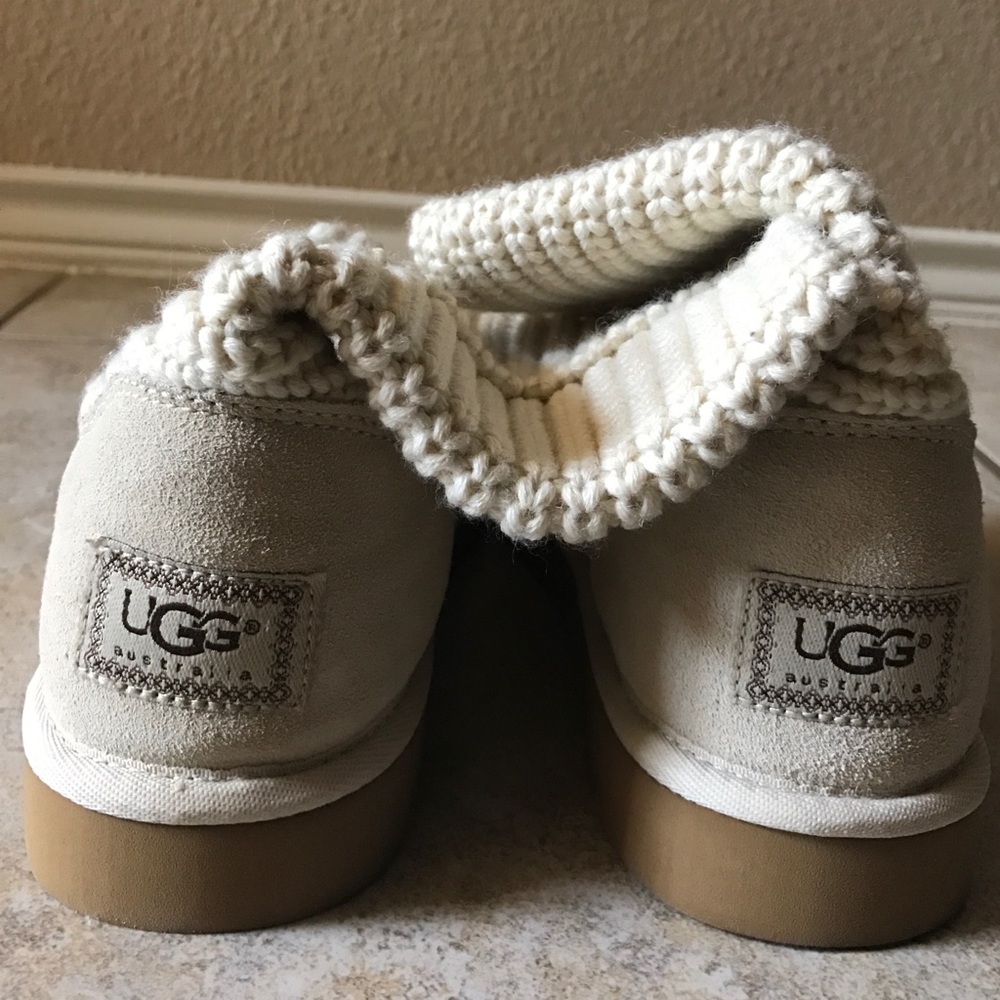 NWOT Ugg Boots Mid-calf knit knotted cream size 8