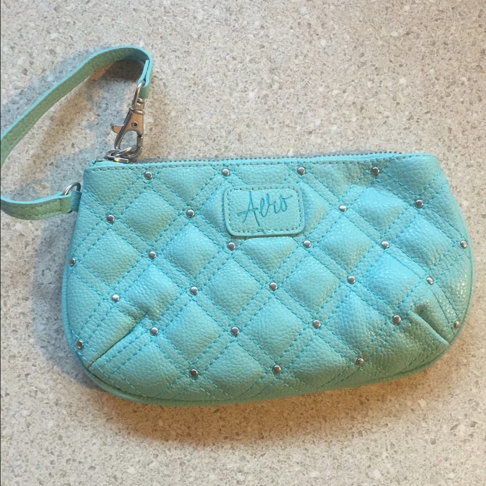 Small clutch