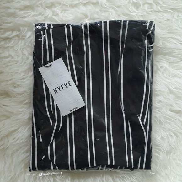 Stripe Print Open Back One Piece Jumpsuit - Picture 3 of 3