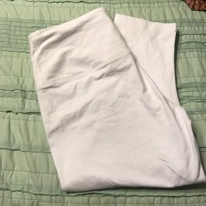 🐰 Easter special Lysse Capri leggings