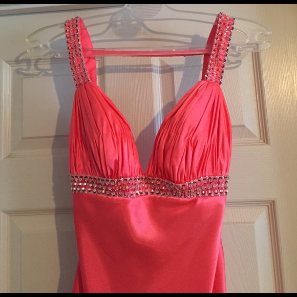 Pink prom dress - Picture 2 of 4