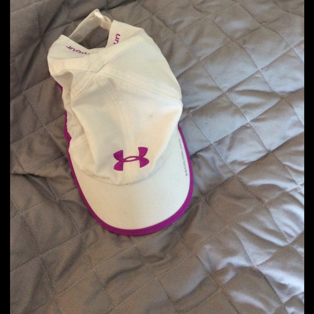Under armor hat