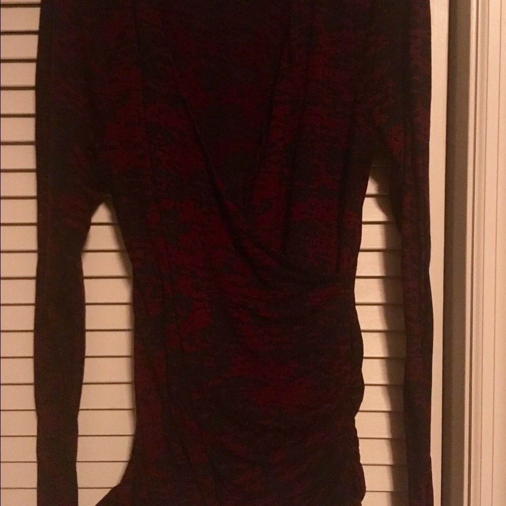 Tart, barely worn, long sleeve cotton top.