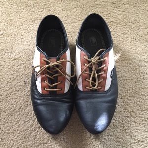 Vans Sophie Oxford Shoe