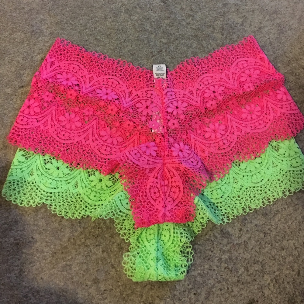Vs Lace Shorties