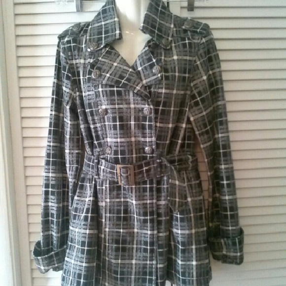 Wet Seal Jackets & Blazers - Collard plaid women's coat