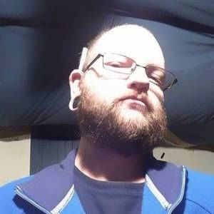 Meet your Posher, Derrick