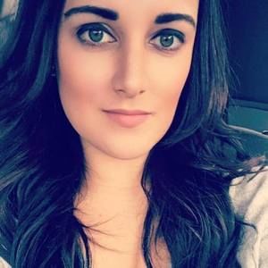 Meet your Posher, Traci