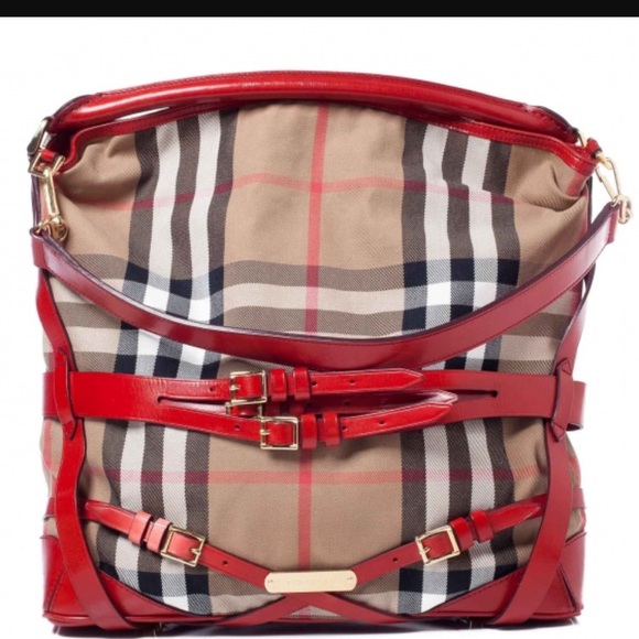 Burberry Handbags - SOLD!!! Burberry Gosford Hobo