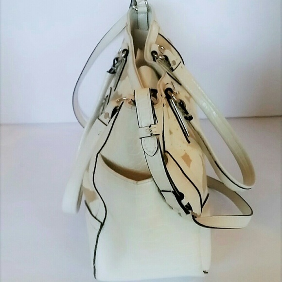 Dana Buchman White/Tan Floral Crocodile Tote - Picture 4 of 5