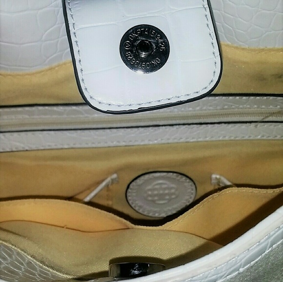 Dana Buchman White/Tan Floral Crocodile Tote - Picture 5 of 5