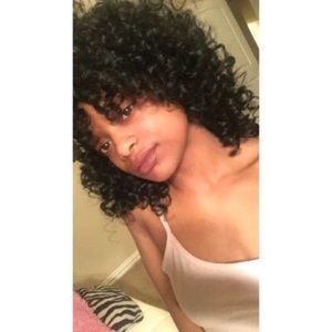 Meet your Posher, Shalondra