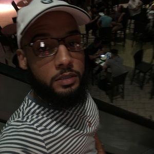 Meet your Posher, Jose