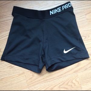 Black Nike pro compression shorts