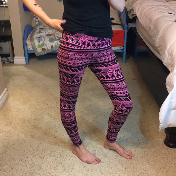 PINK Victoria's Secret Pants - 🎀Great cond VS PINK bling leggings🎀
