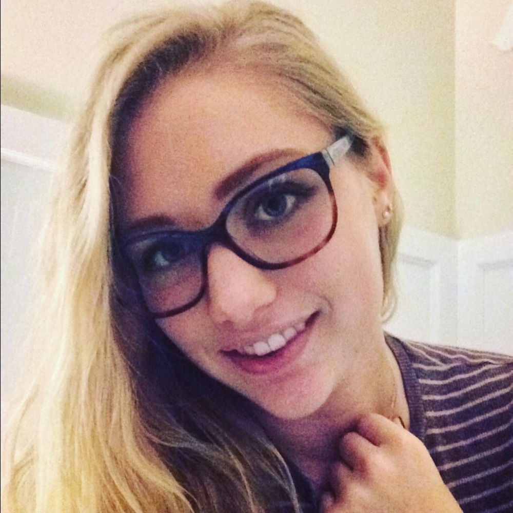 Meet your Posher, Tori
