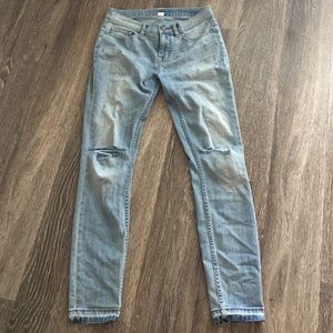 Urban Outfitters Destroyed Jeans