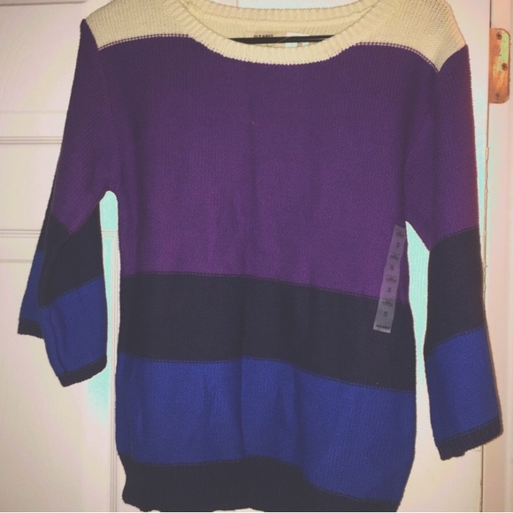 3 Color Sweater - Picture 1 of 1