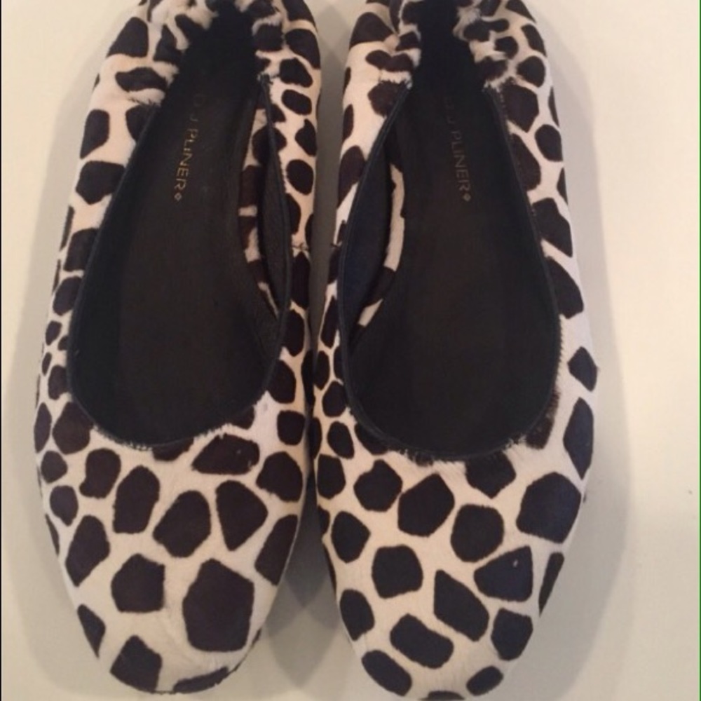 Donald J. Pilner Ballet Flats Black & Cream SZ 6