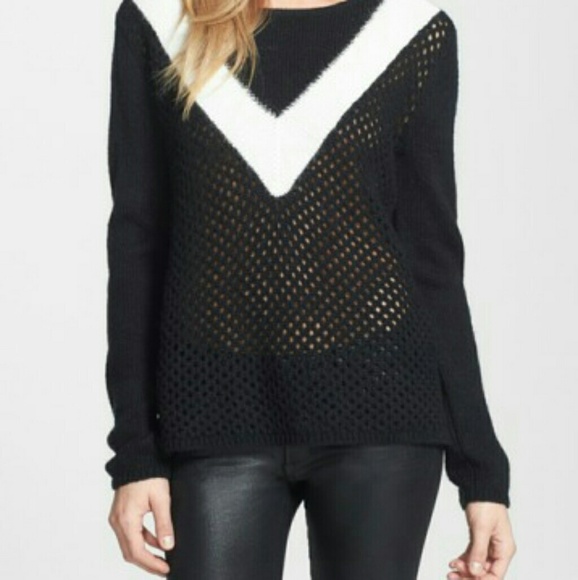 Trouve Sweaters - Trouve Black Front Loop Knit Sweater, V Design