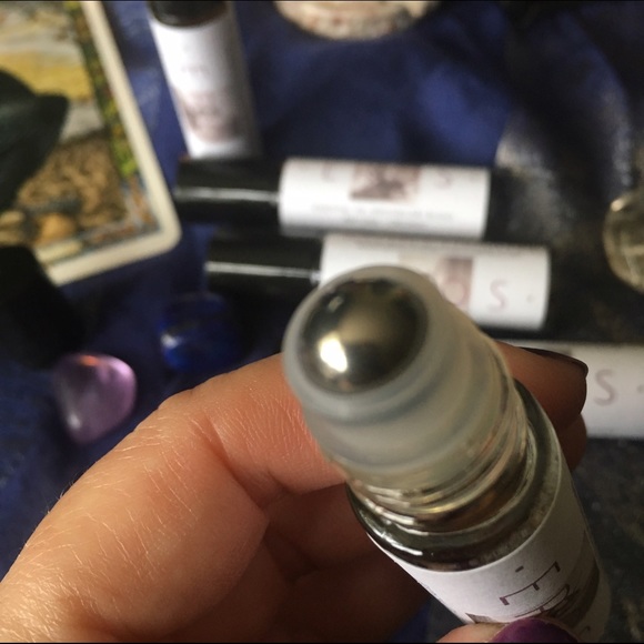 ❤️ E R O S ❤️ Apothecary Essential Oil Roll-On - Picture 6 of 8