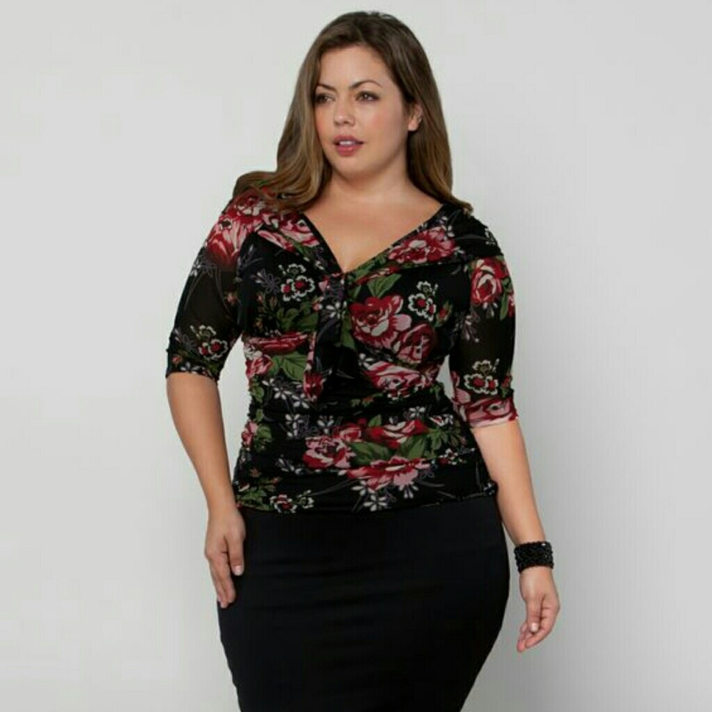 Kiyonna Floral Melrose Mesh Top
