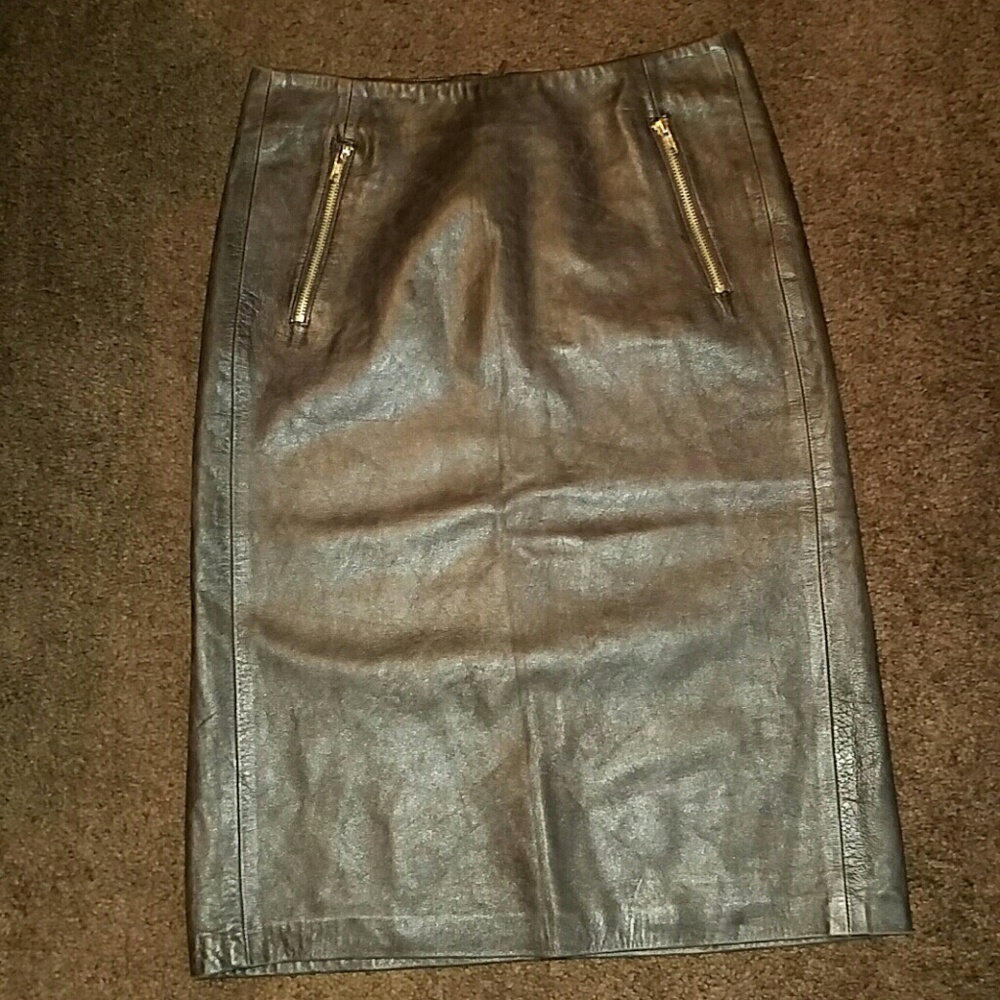 Authentic Michael kors leather skirt