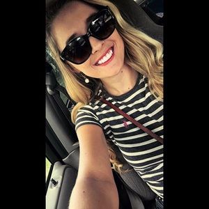 Meet your Posher, Deanna