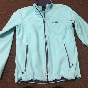 Women's north face softshell jacket.