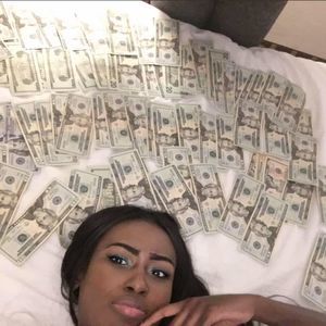 Meet your Posher, Vicky