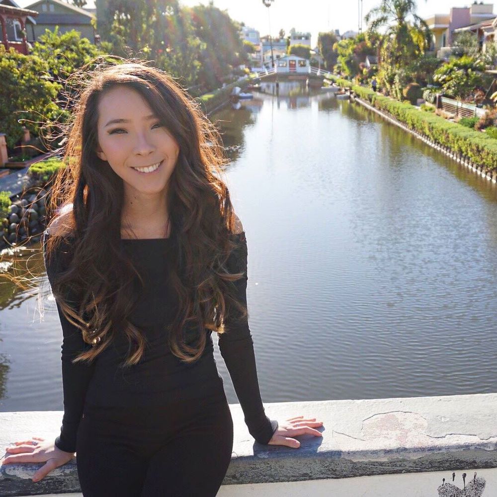 Meet your Posher, Sky