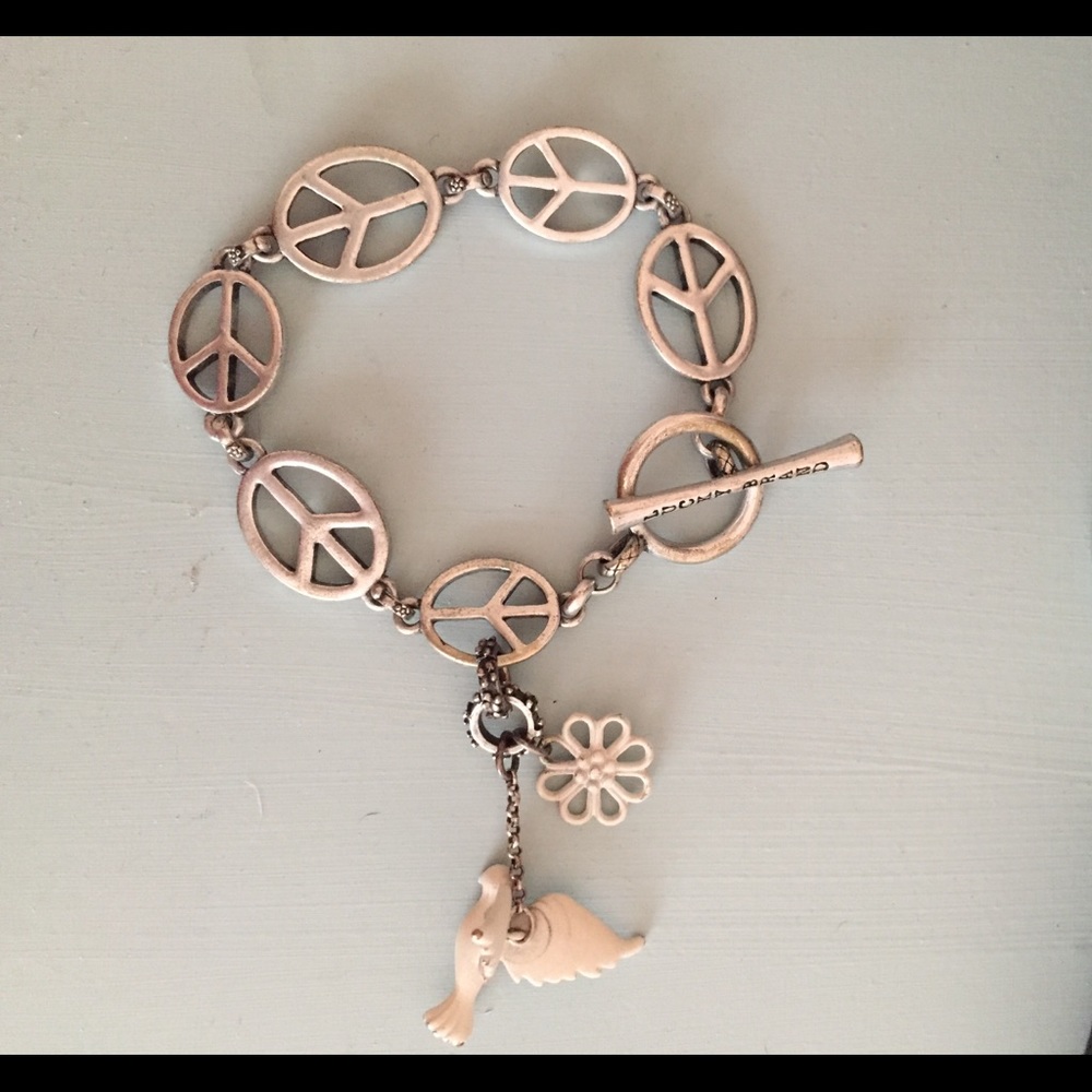 Peace sign bracelet