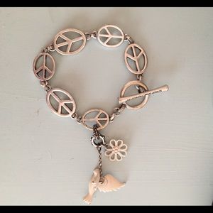 Peace sign bracelet