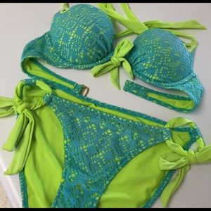 VS Bikini
