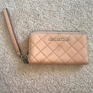 ✨MK PHONE WALLET✨