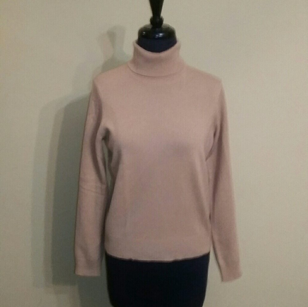Folio for Saks Fifth Avenue Beige Turtleneck
