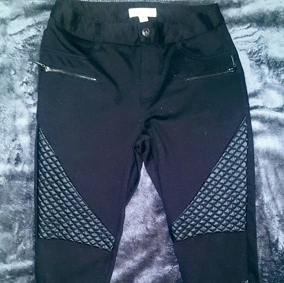 SOLD! Nicki Miraj Black Faux Leather Pants - Picture 6 of 7