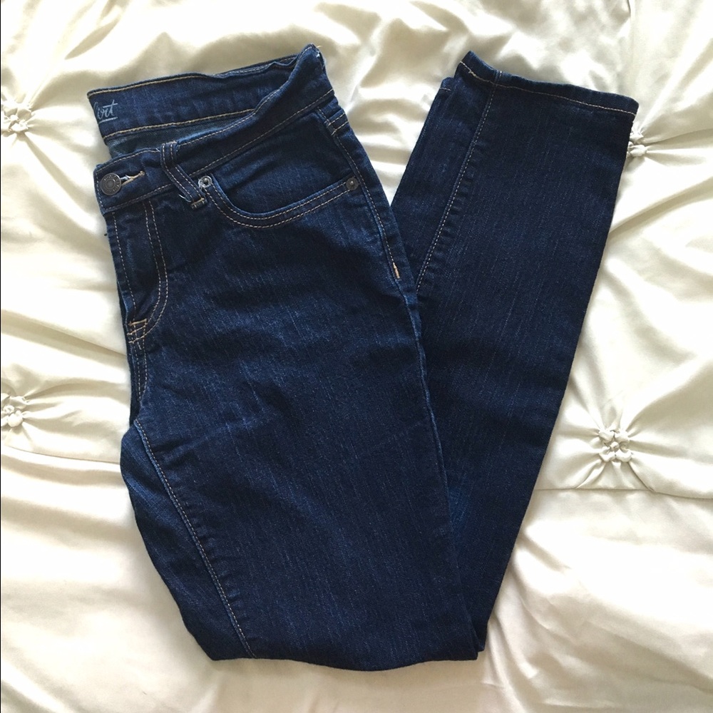 Old Navy Flirt Skinny Jeans