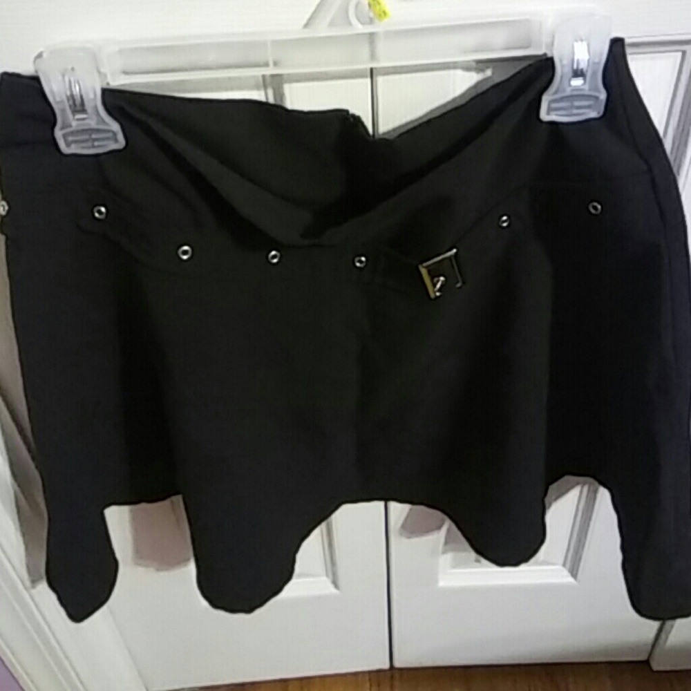 Short skirt